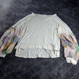 Hummingbird Anthropologie V-Neck Exposed Seam Long Balloon Bell Sleeve Shirt Top
